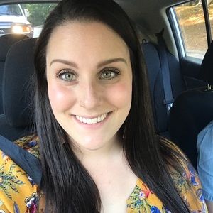 Meet your Posher, Dana